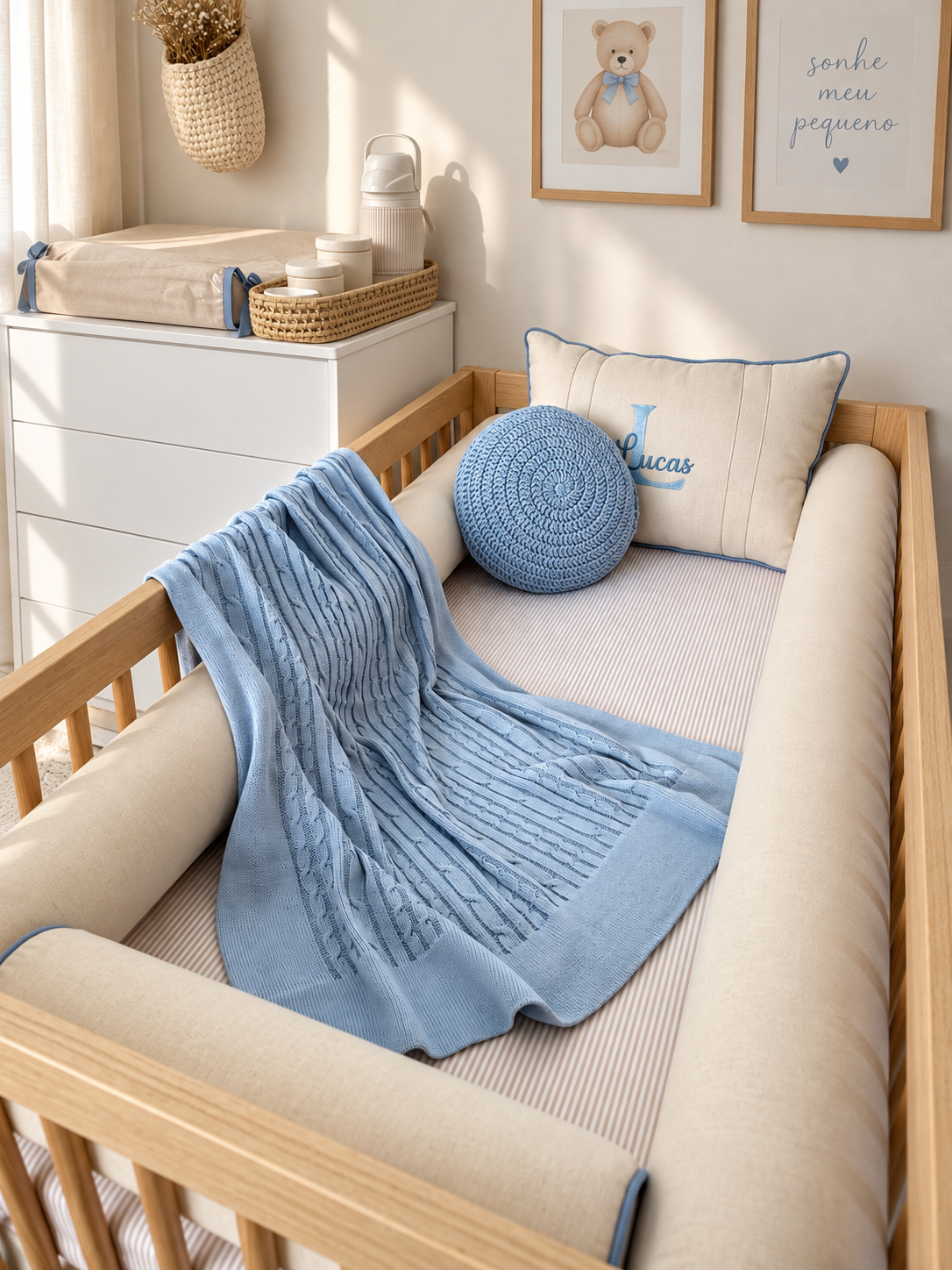 kit-berco-para-quarto-de-bebe-menino-vichy-azul-linho