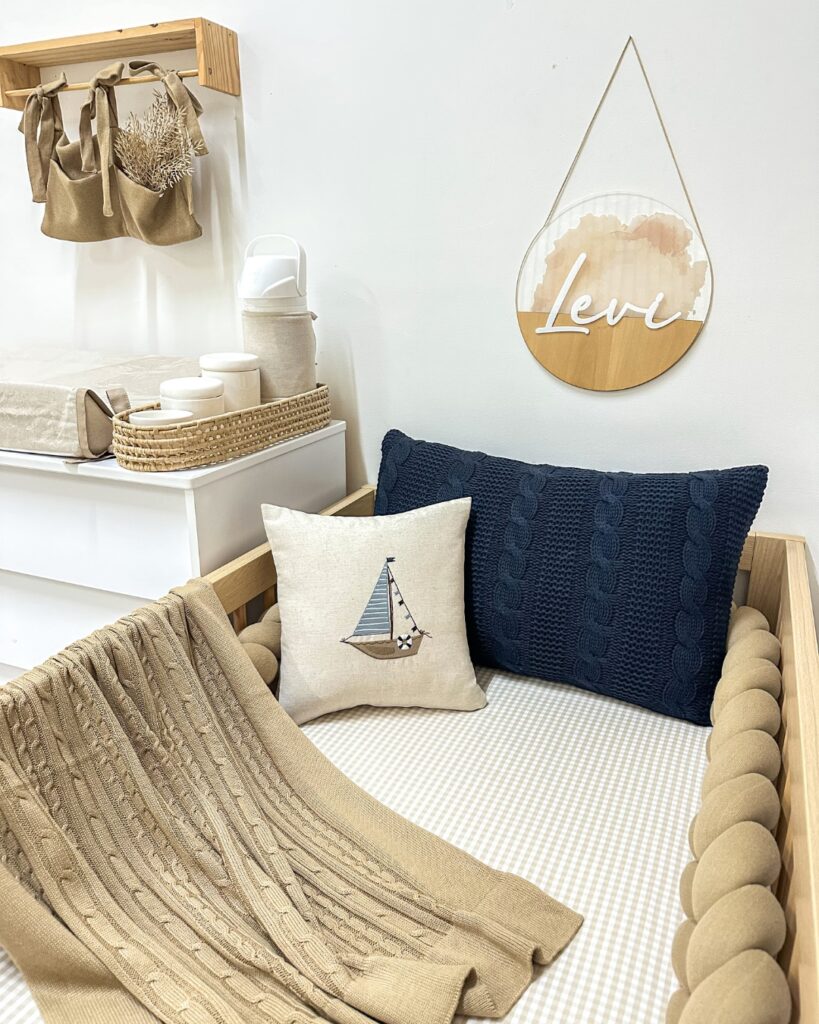 Kit berço marinho para menino